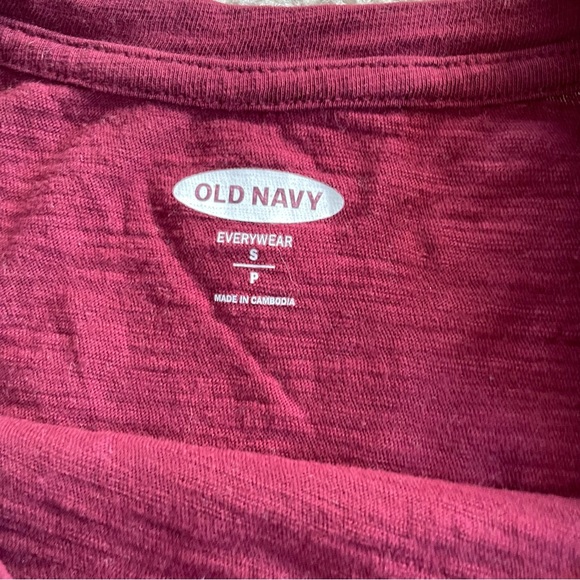 red long sleeve basic shirt from old navy - Picture 2 of 5